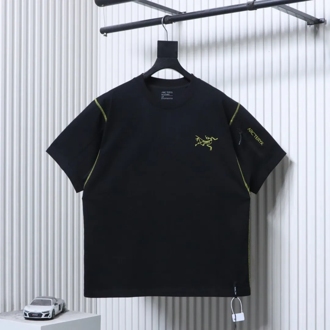 Topstitched Logo Performance T-Shirt Color Black