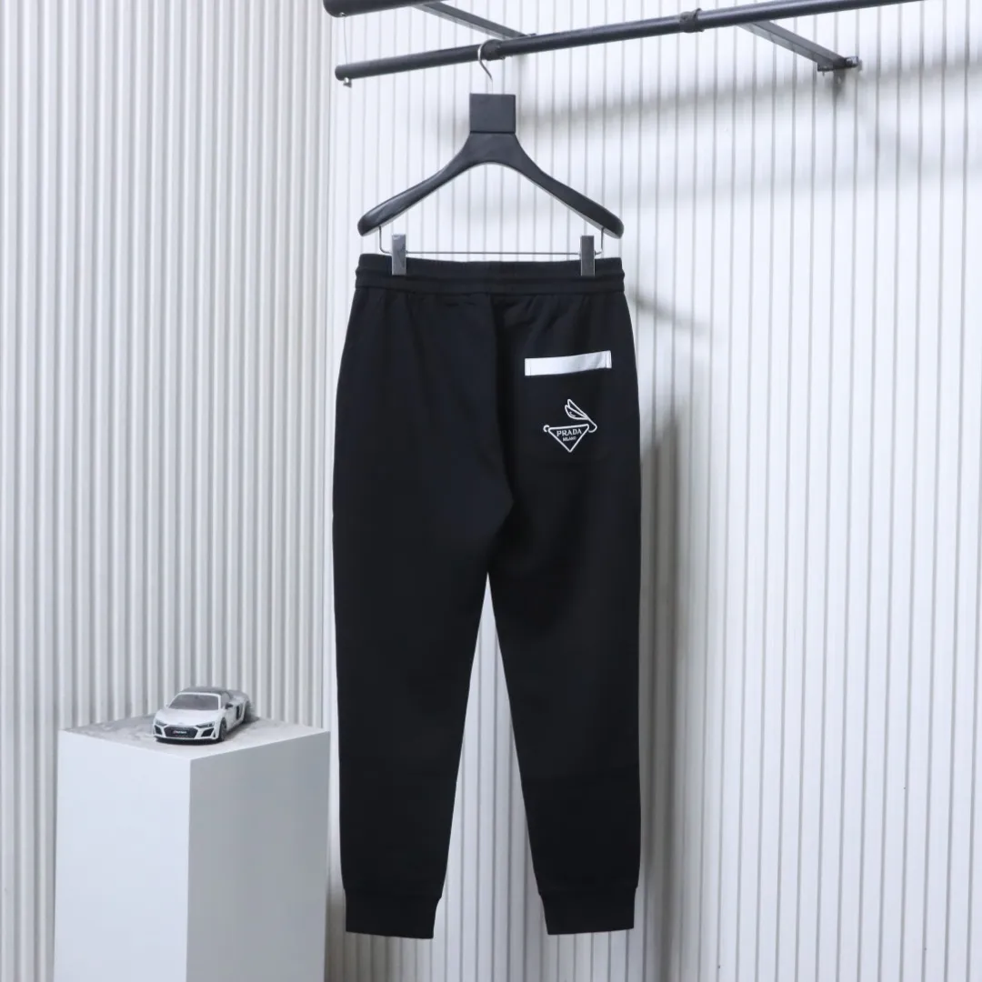 Back Triangle Logo Jogger Pants