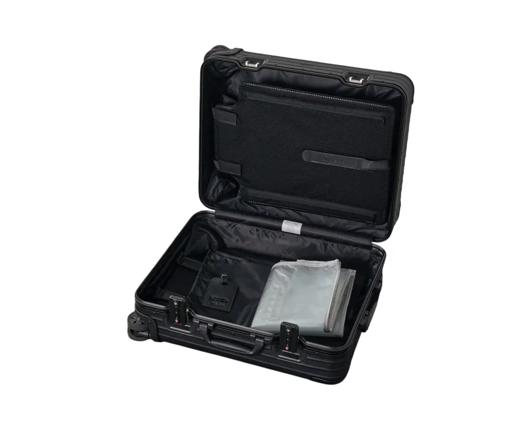 Case Interior