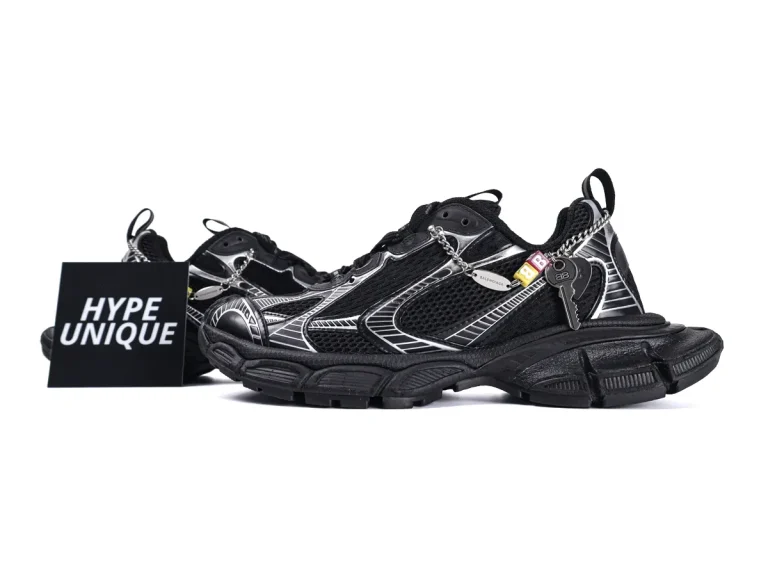 BLCG 3XL Charm Sneakers Black Silver Side Profile