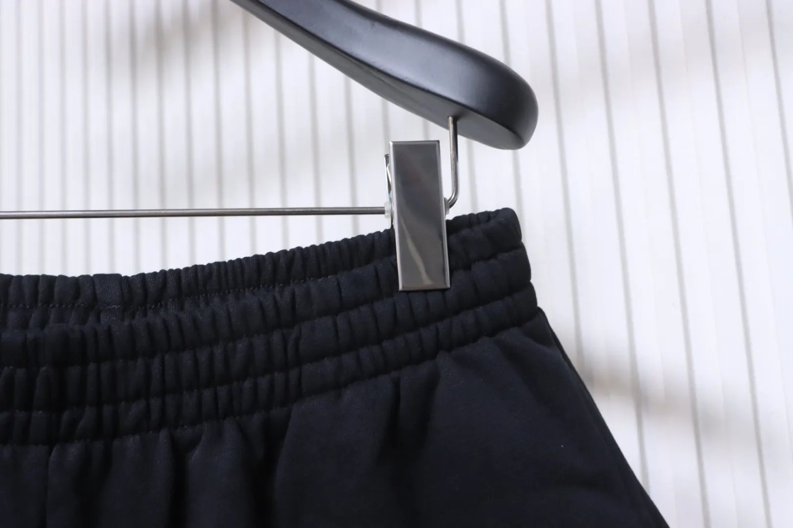 Half View Waistline
