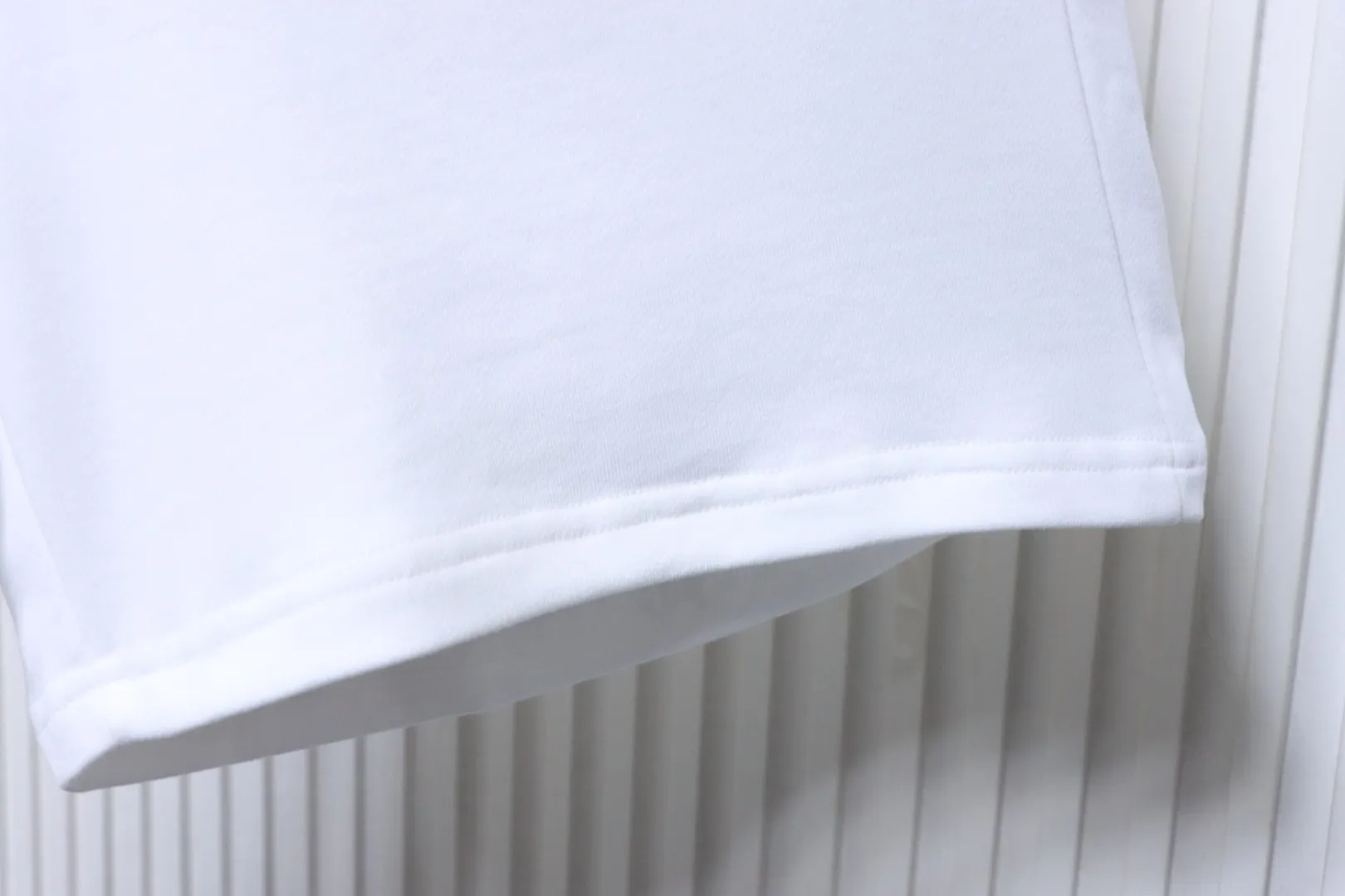 Bottom hem Detail