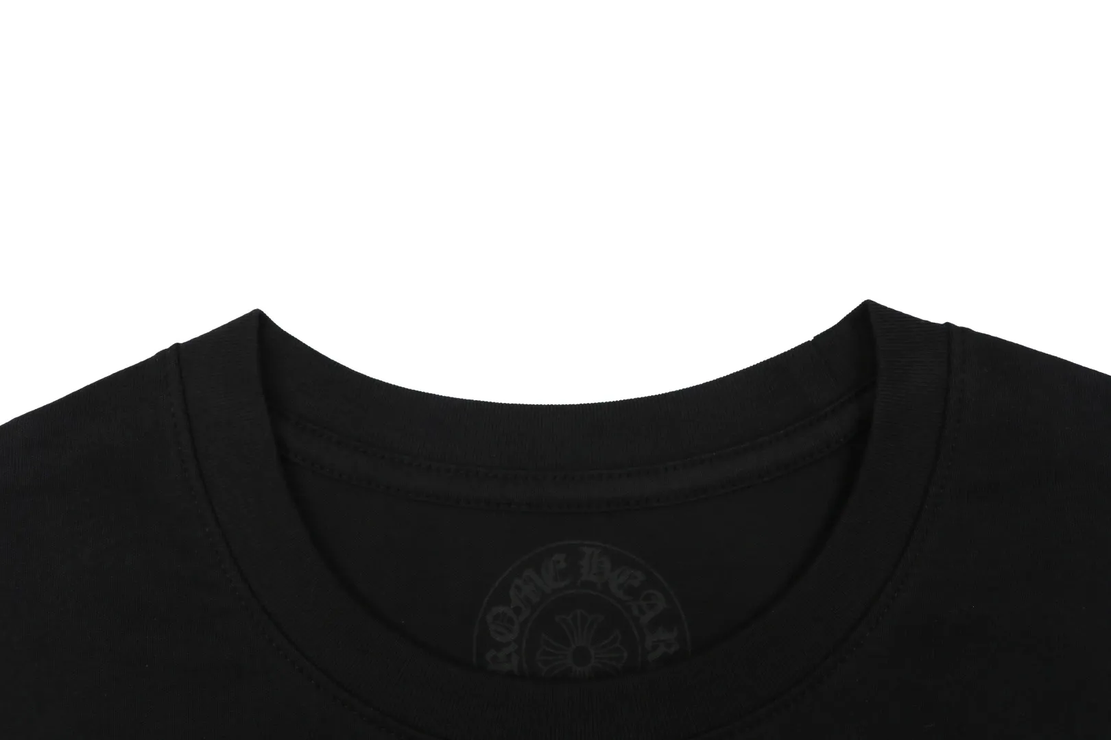 Neckline