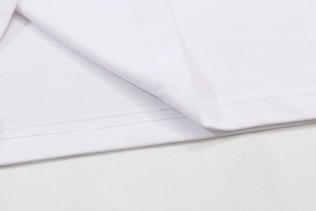 Bottom Hem Detail