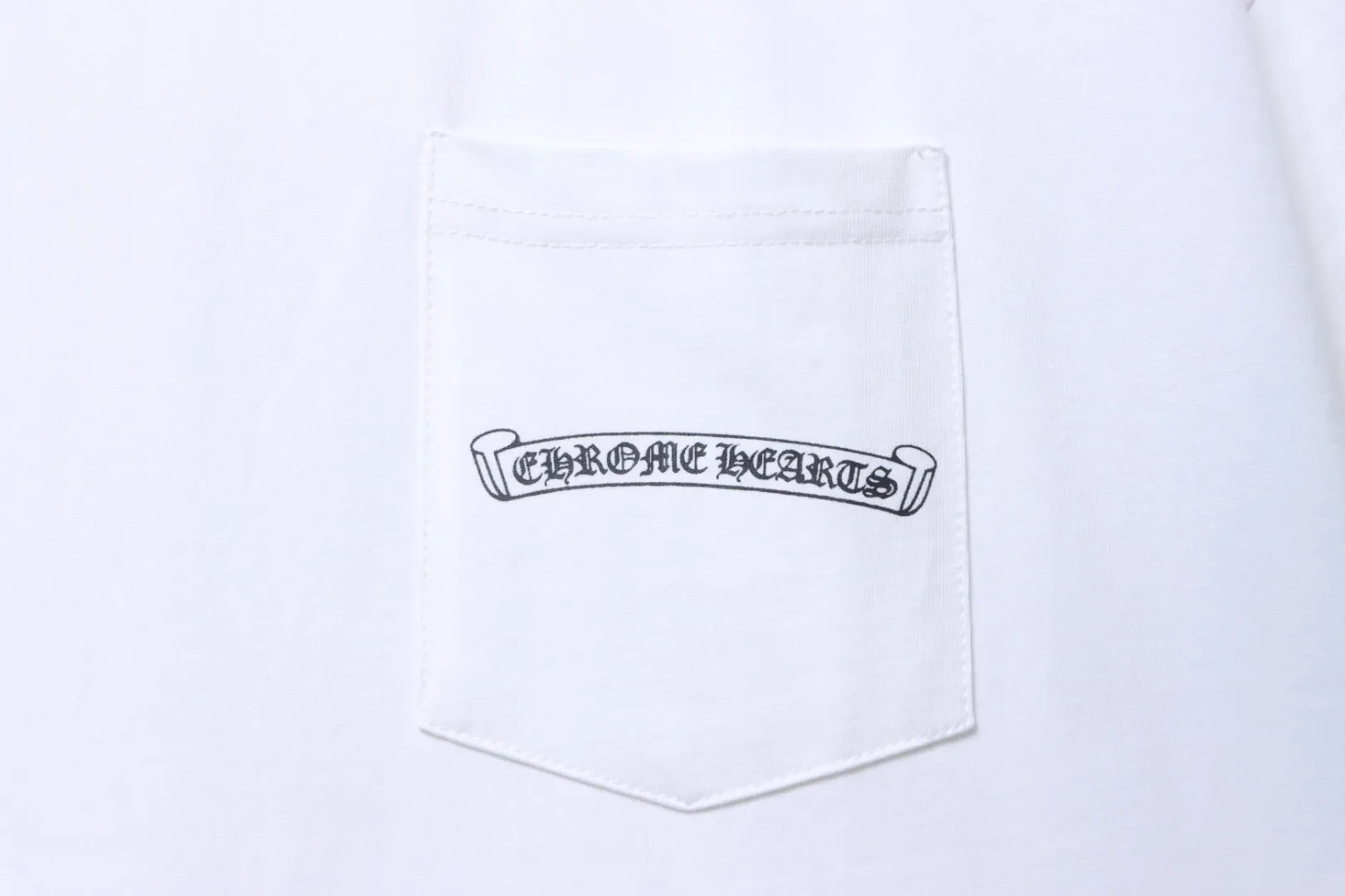 Pocket with Logo