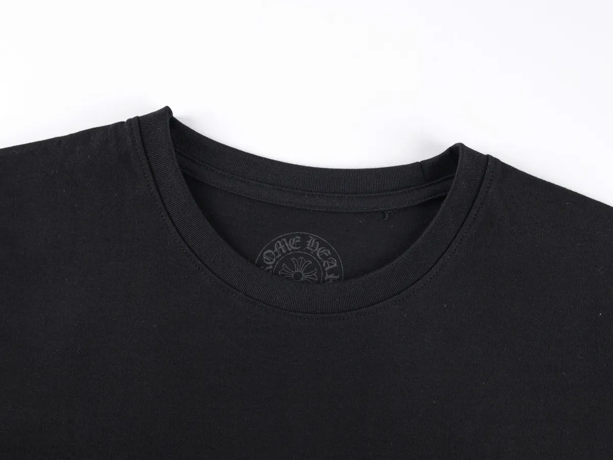 Neckline