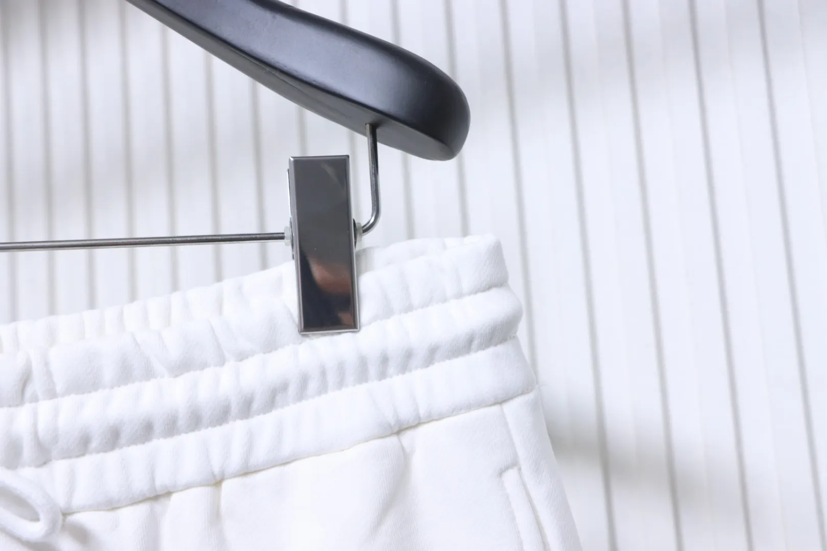 Half View Waistline