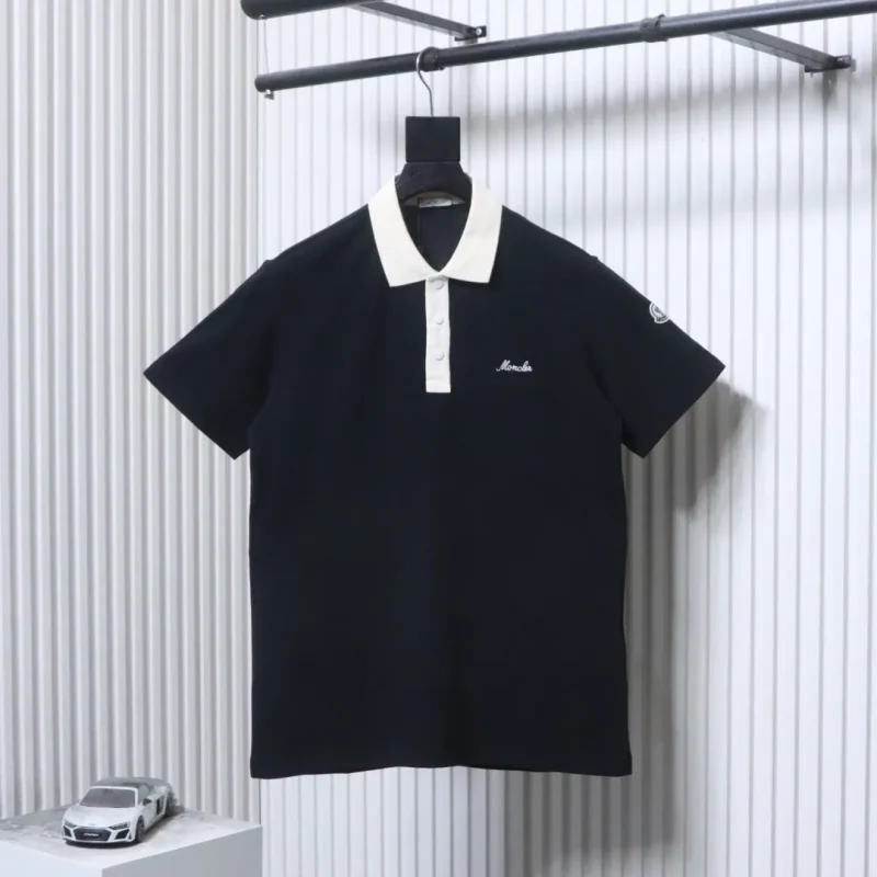 Color-Blocked Collar Embroidered Polo T-Shirt