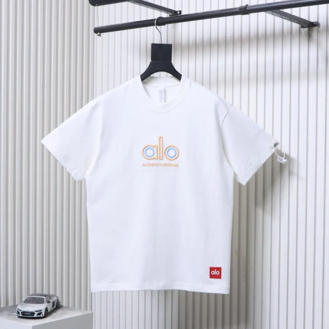Color-Blocked Double-Sided Embroidered Logo T-Shirt