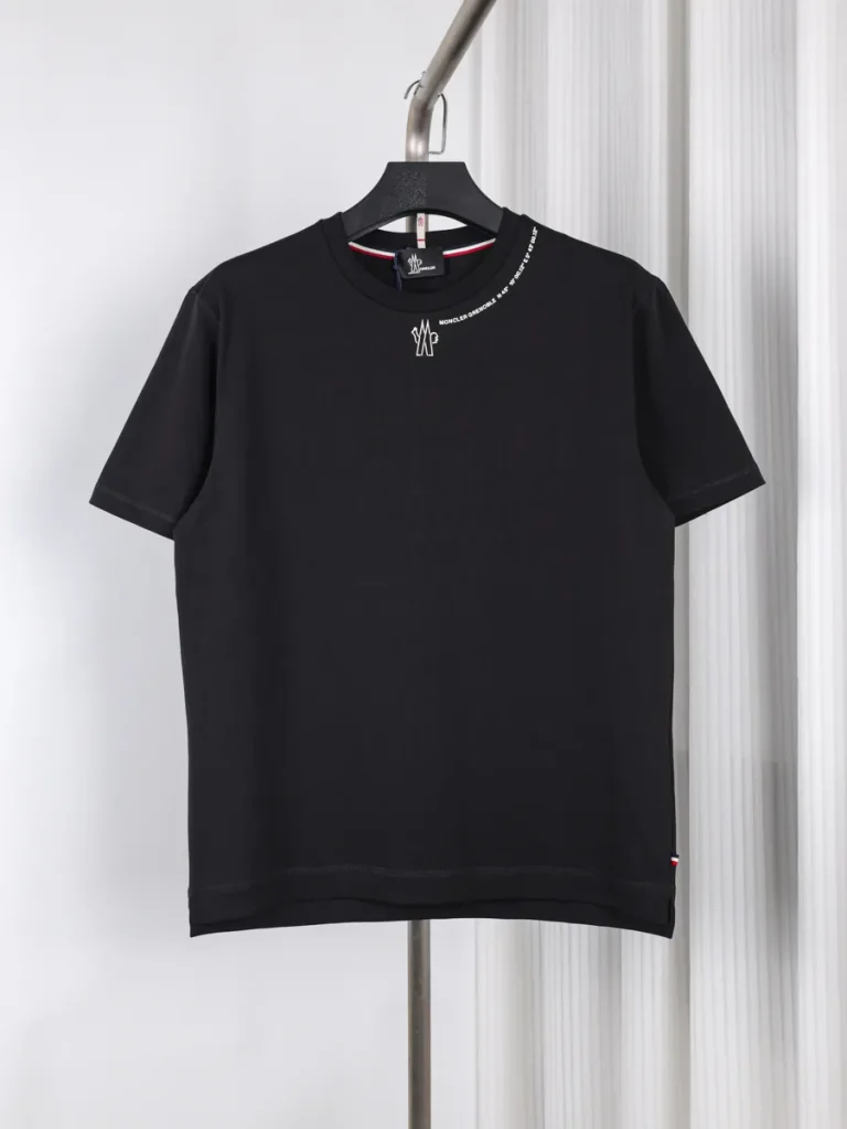Concealed Collar Printed Cotton T-Shirt