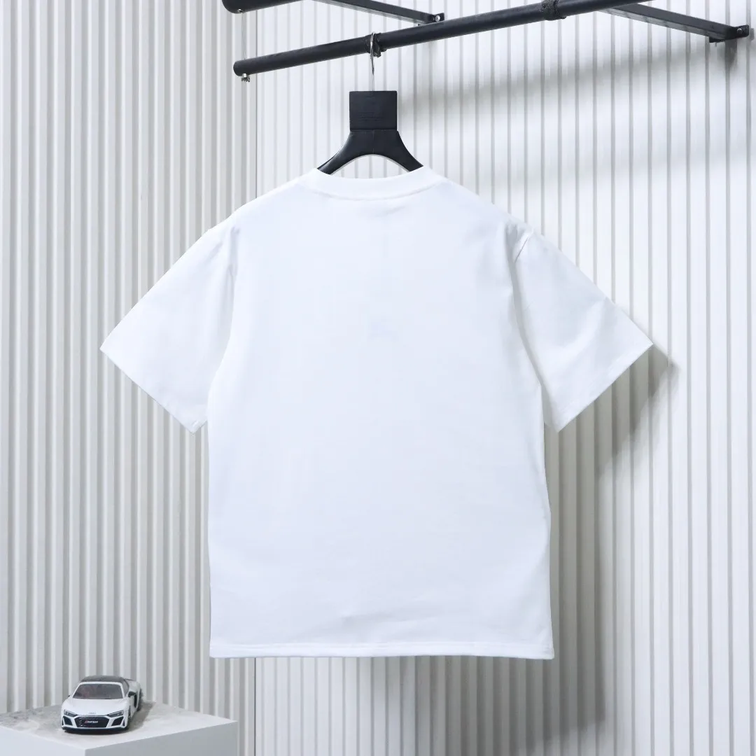 Back Gradient Check Horse Logo Print T-Shirt