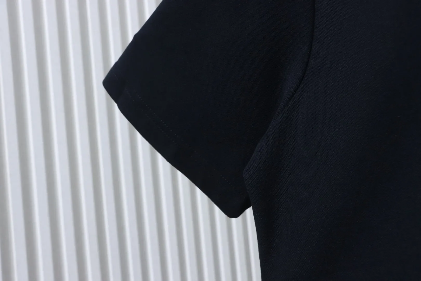 Short sleeve