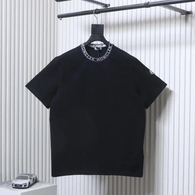 MC Logo Lettering Crew Neck T-Shirt
