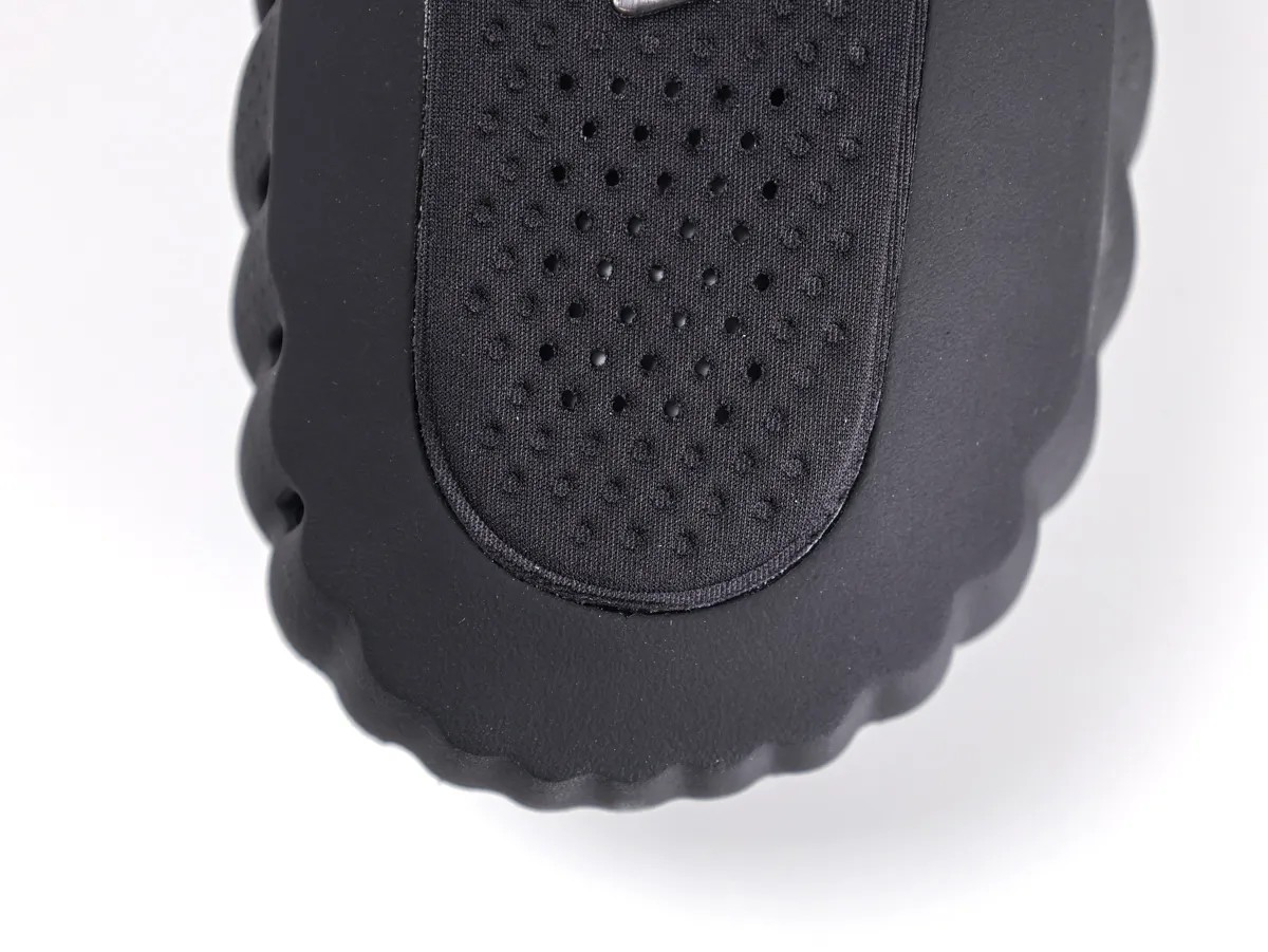 Mesh Toe Box