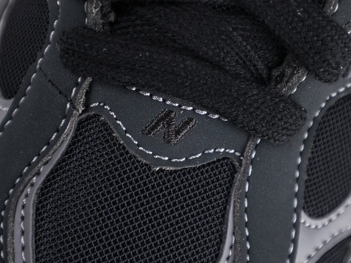 Mesh Detail