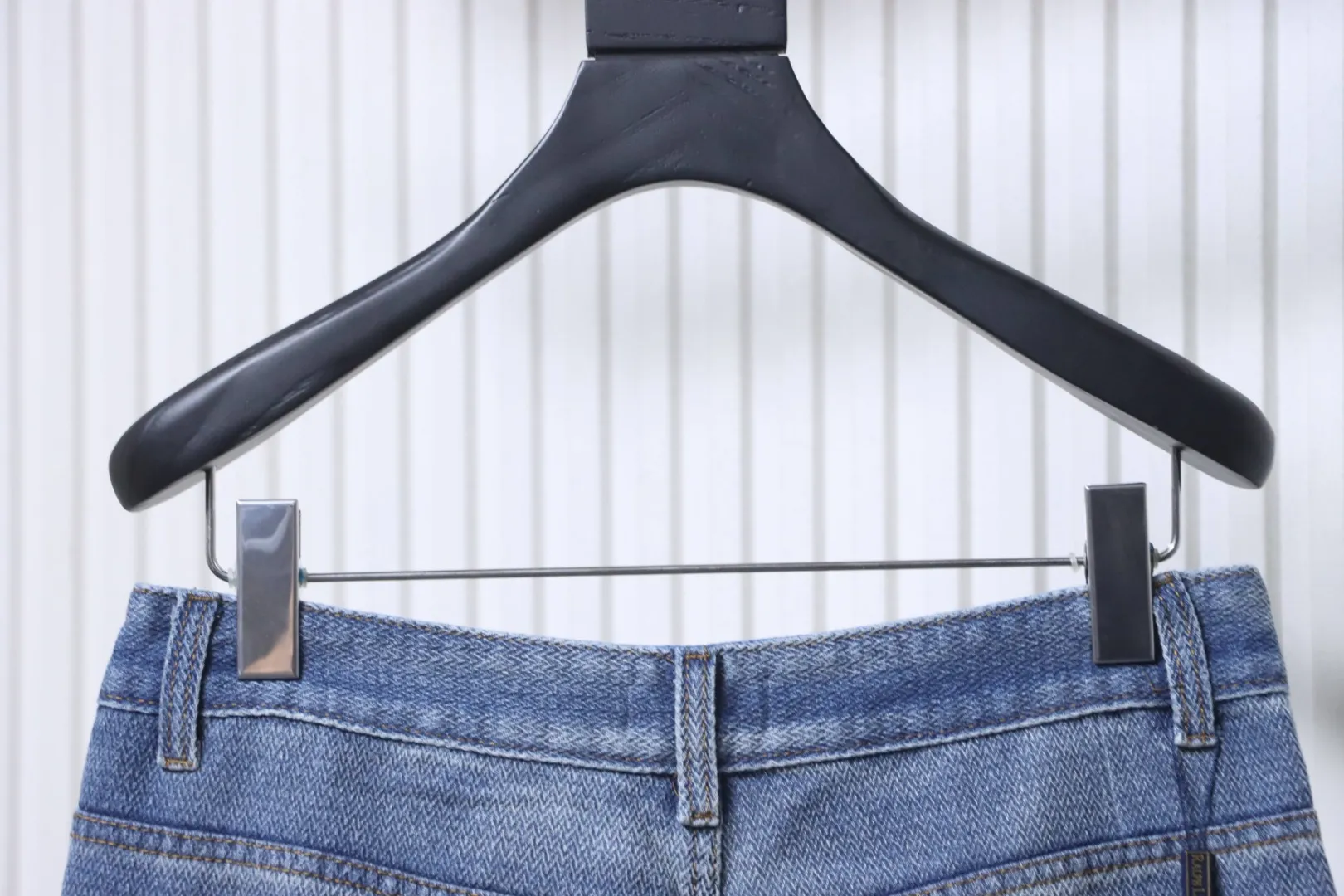 Back Waistline