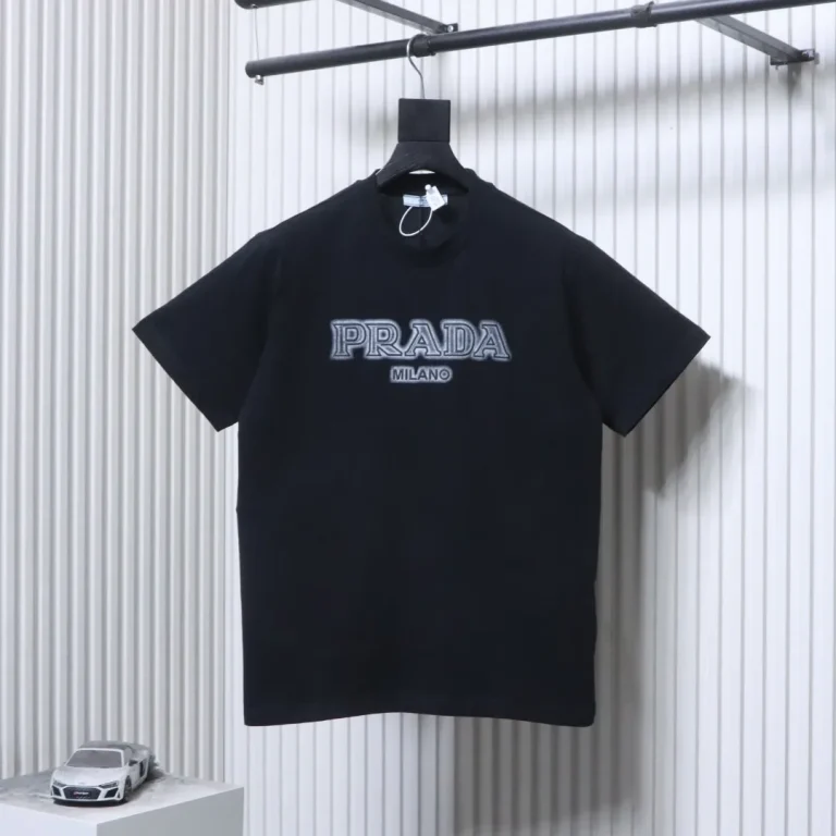 3D Foamed Gray Mist Letter T-Shirt