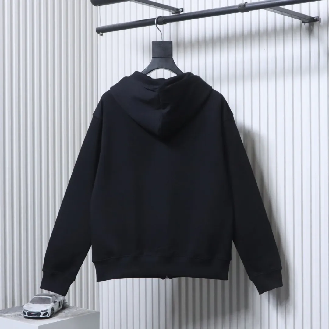 Back AMI Paris ADC Small Heart Embroidered Full-Zip