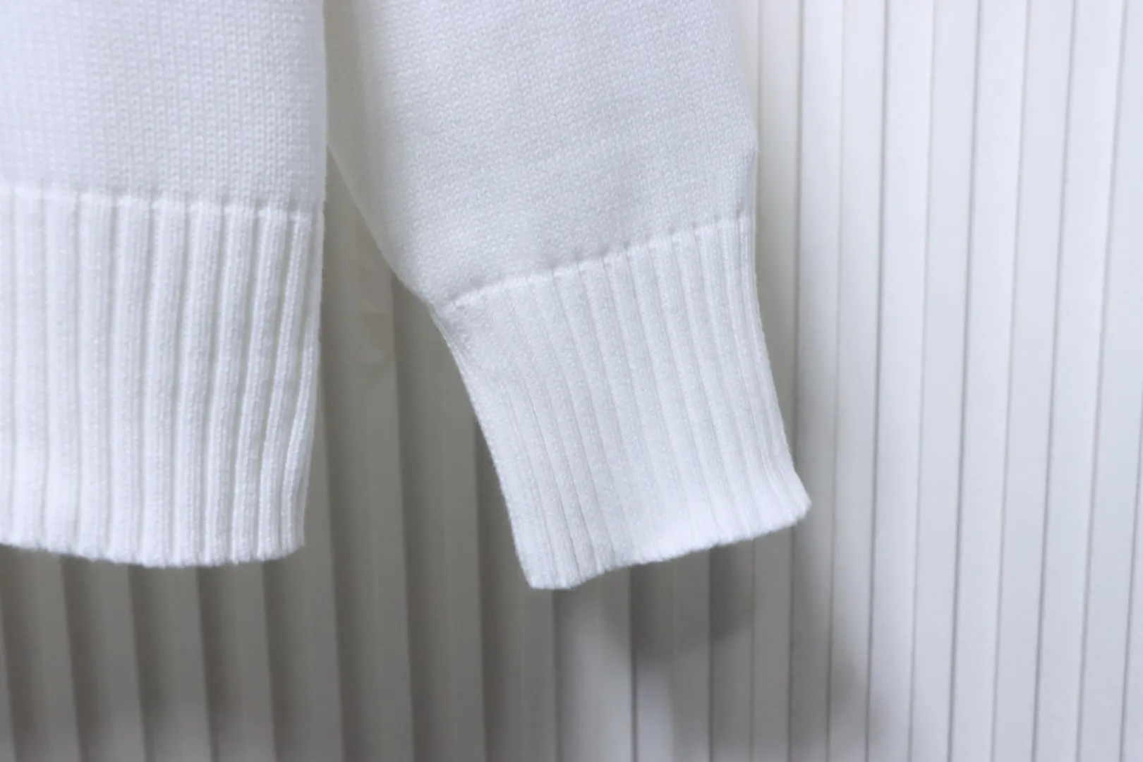 Sleeve Cuff Detail