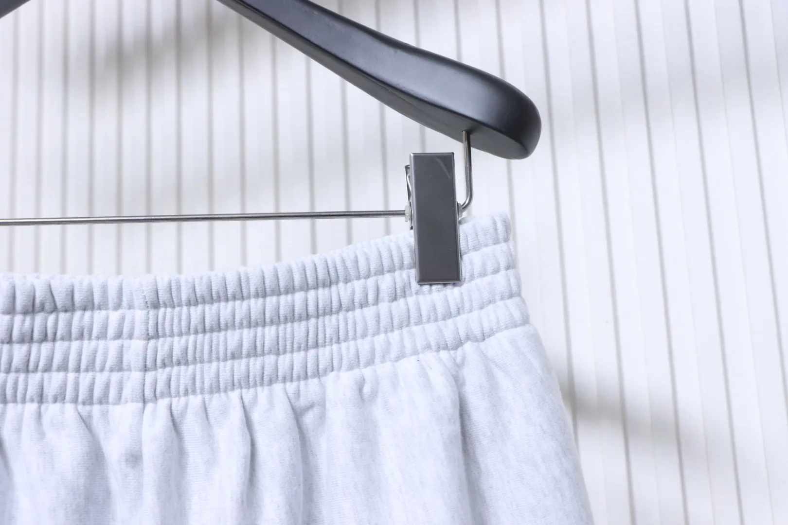 Half View Waistline