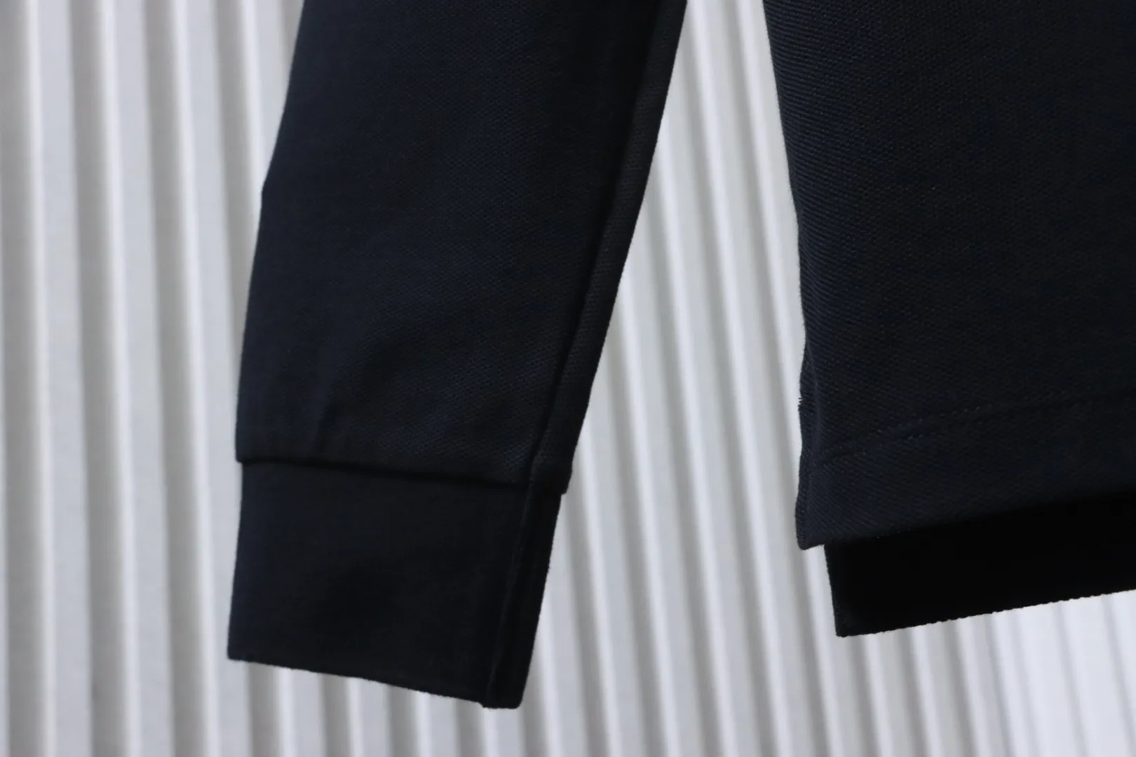Long Sleeve Detail
