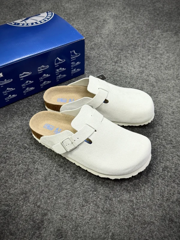 BK Boston Soft Footbed "Light Grey" Suede Clogs