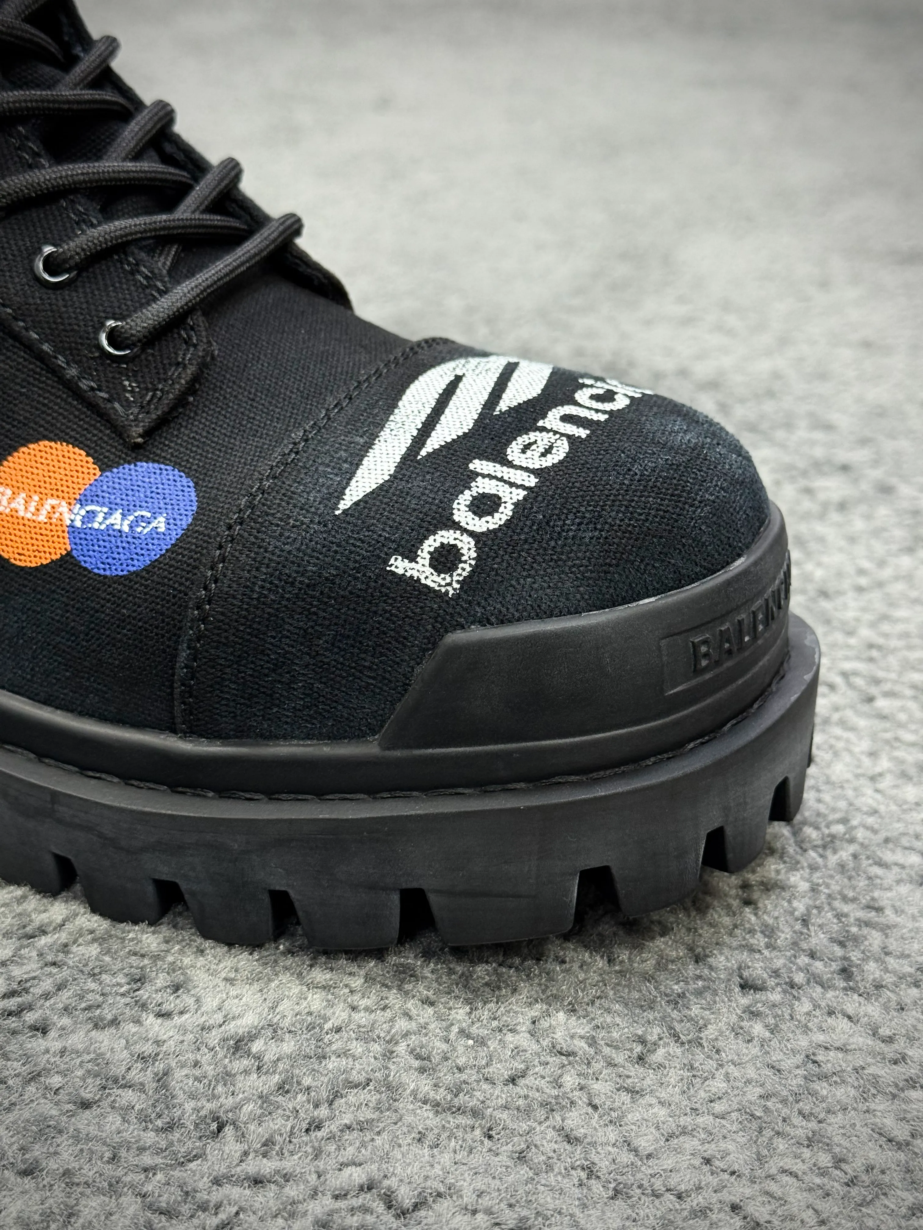 Mesh Toe Box