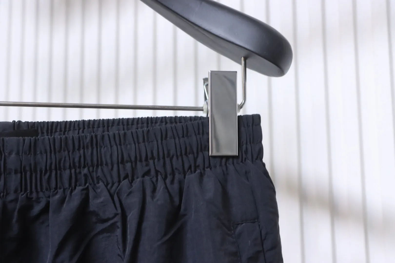 Half View Waistline