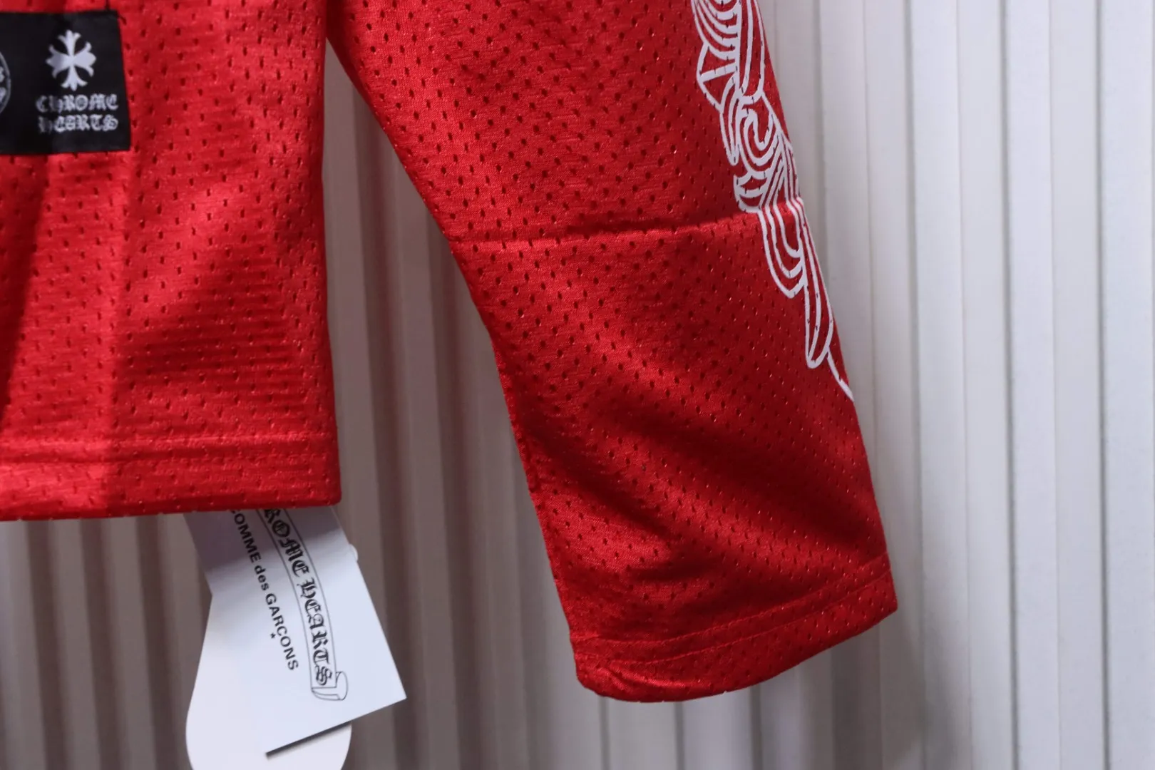 Long Sleeve Detail