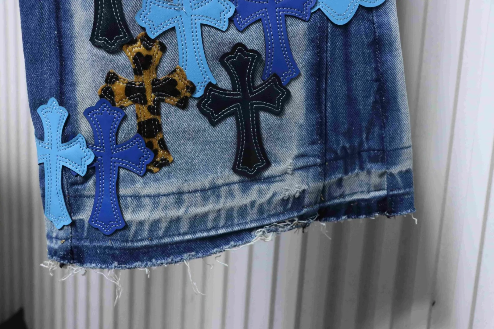 Bottom Hem Detail