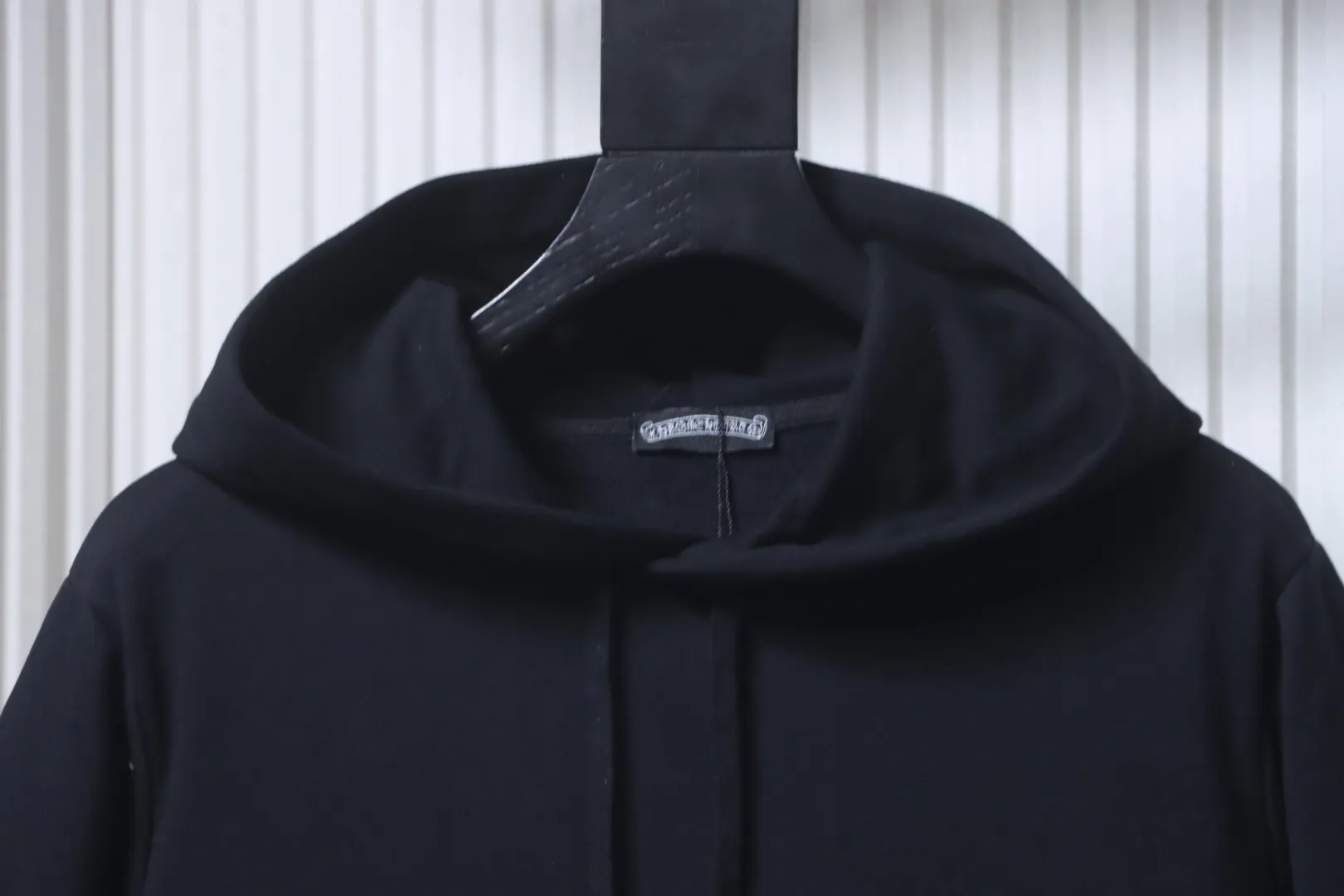 Collar Detail