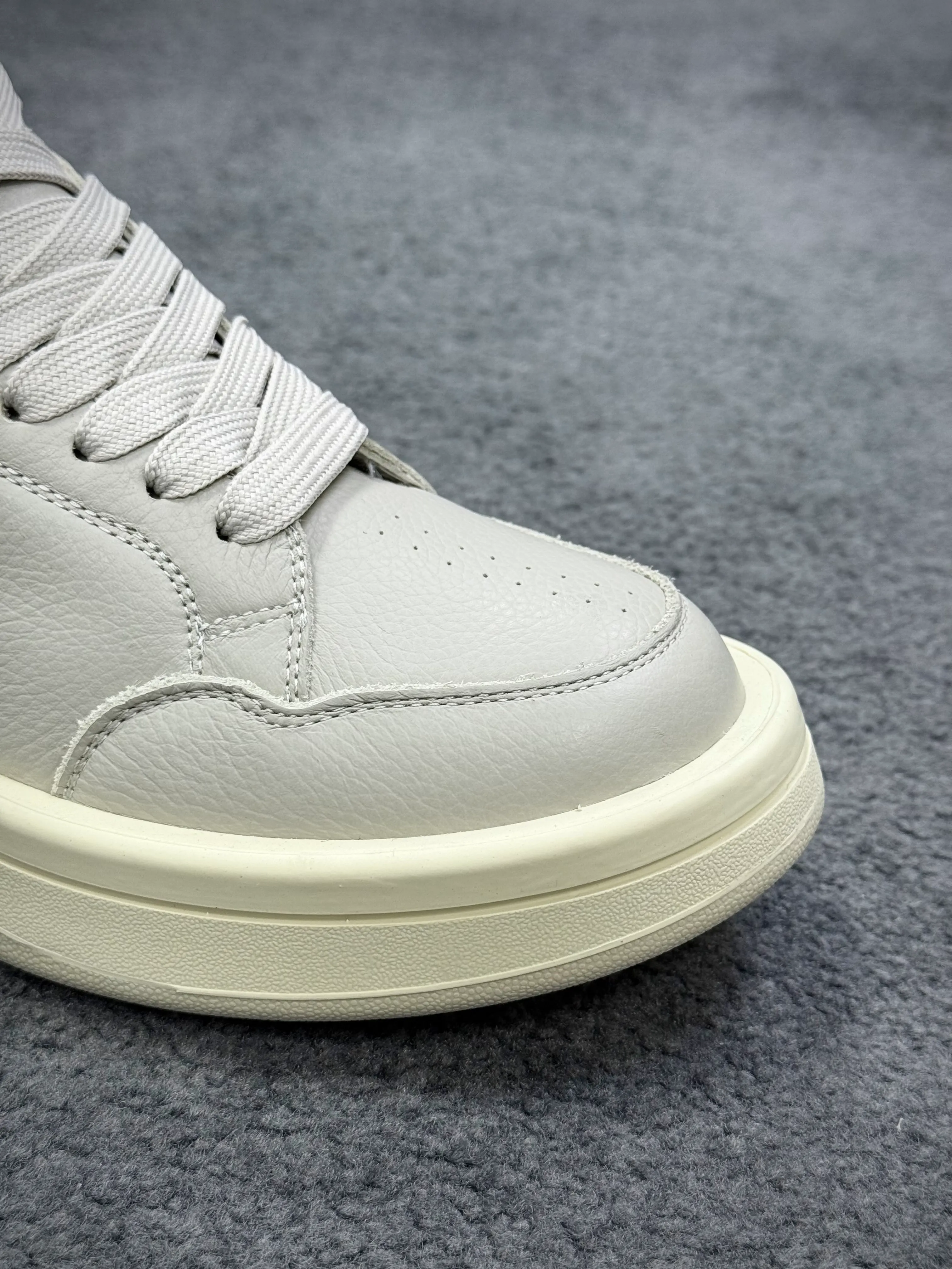 Mesh Toe box