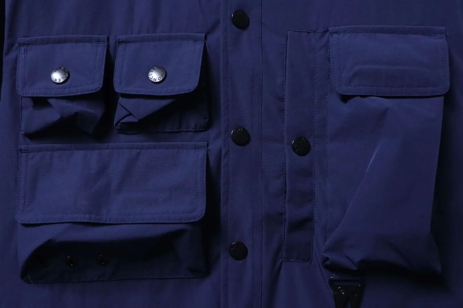 Pocket Detail