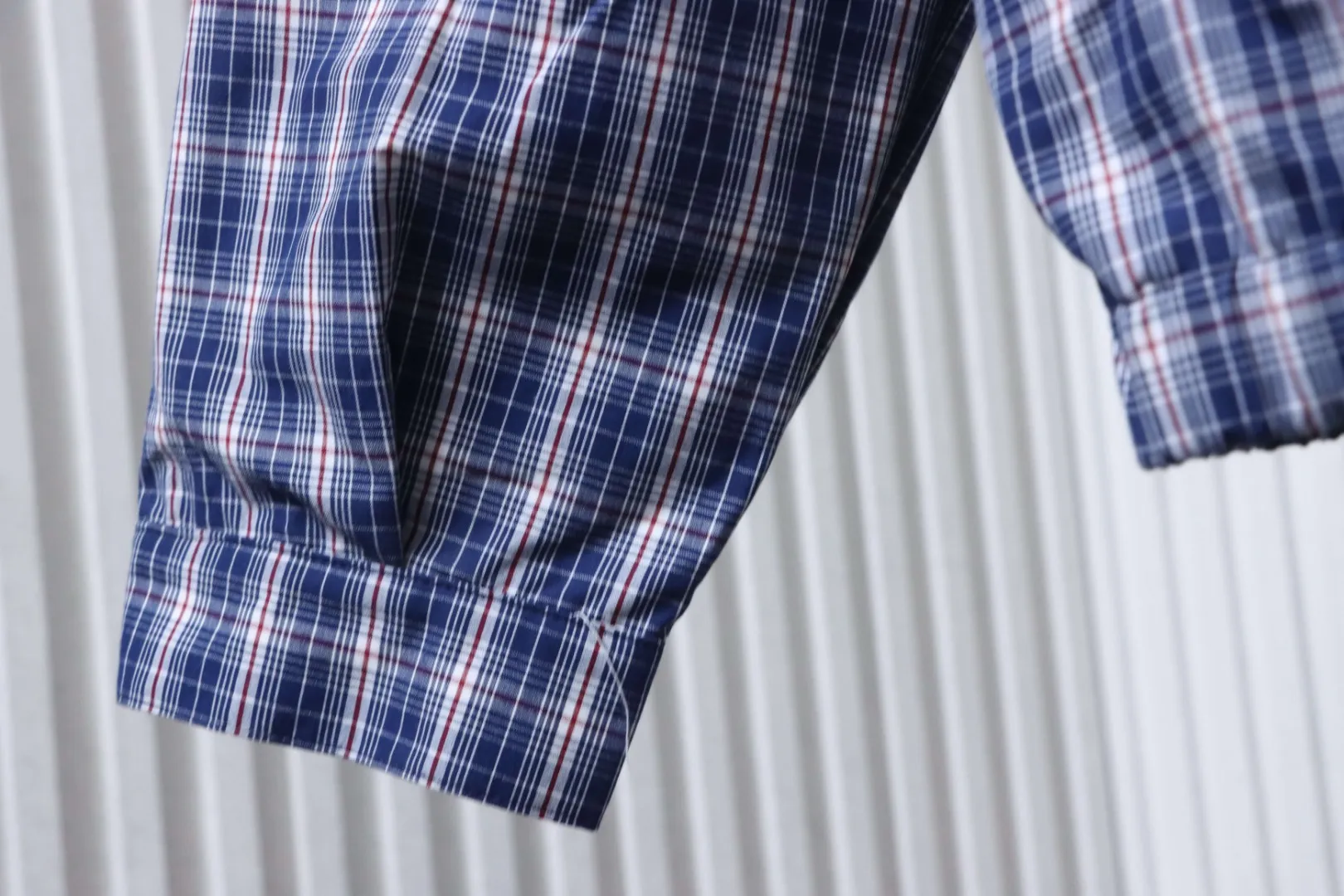 Long Sleeve Detail