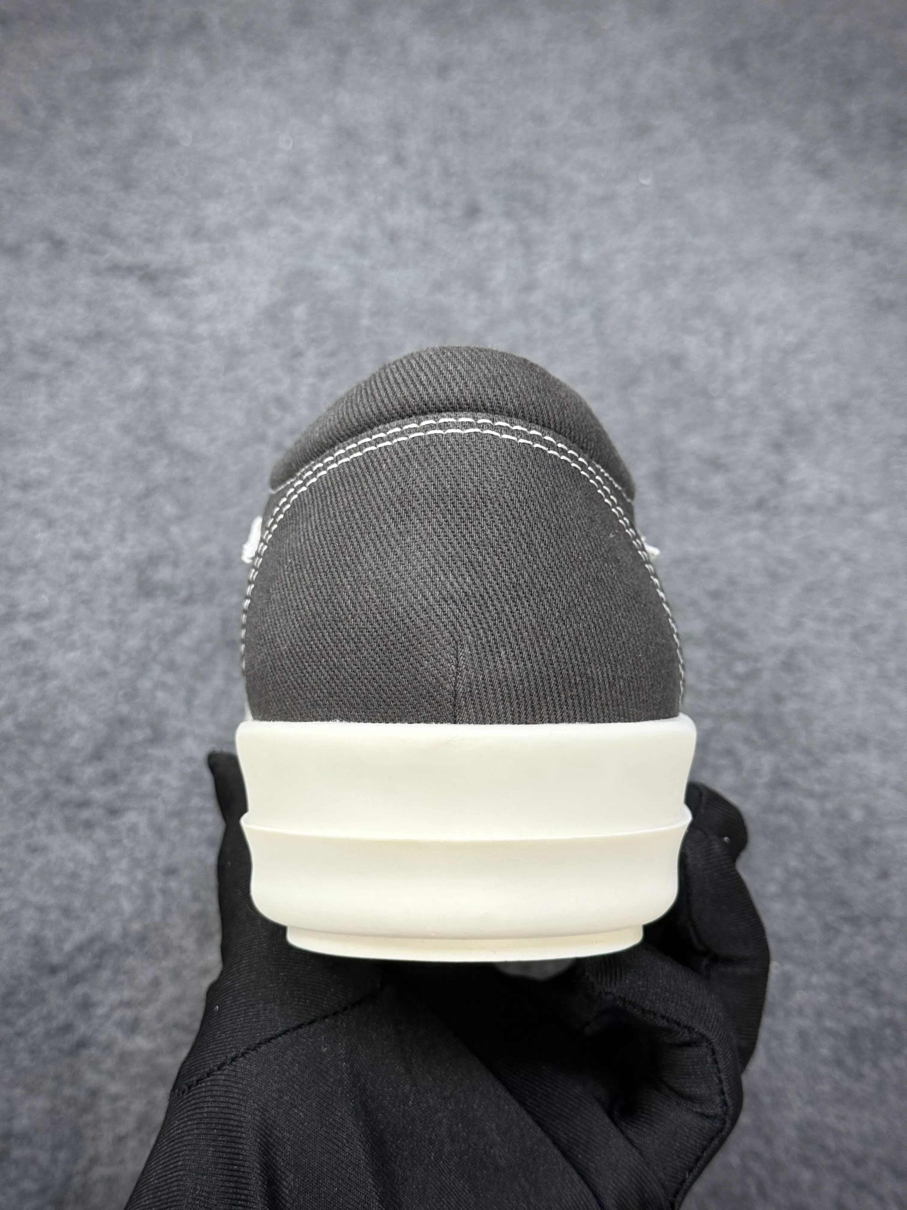 Rear Heel Detail