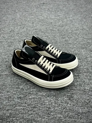 R 0wens DRKSHDW Hollywood BlackMilk Vintage Low Sneakers Angeled View