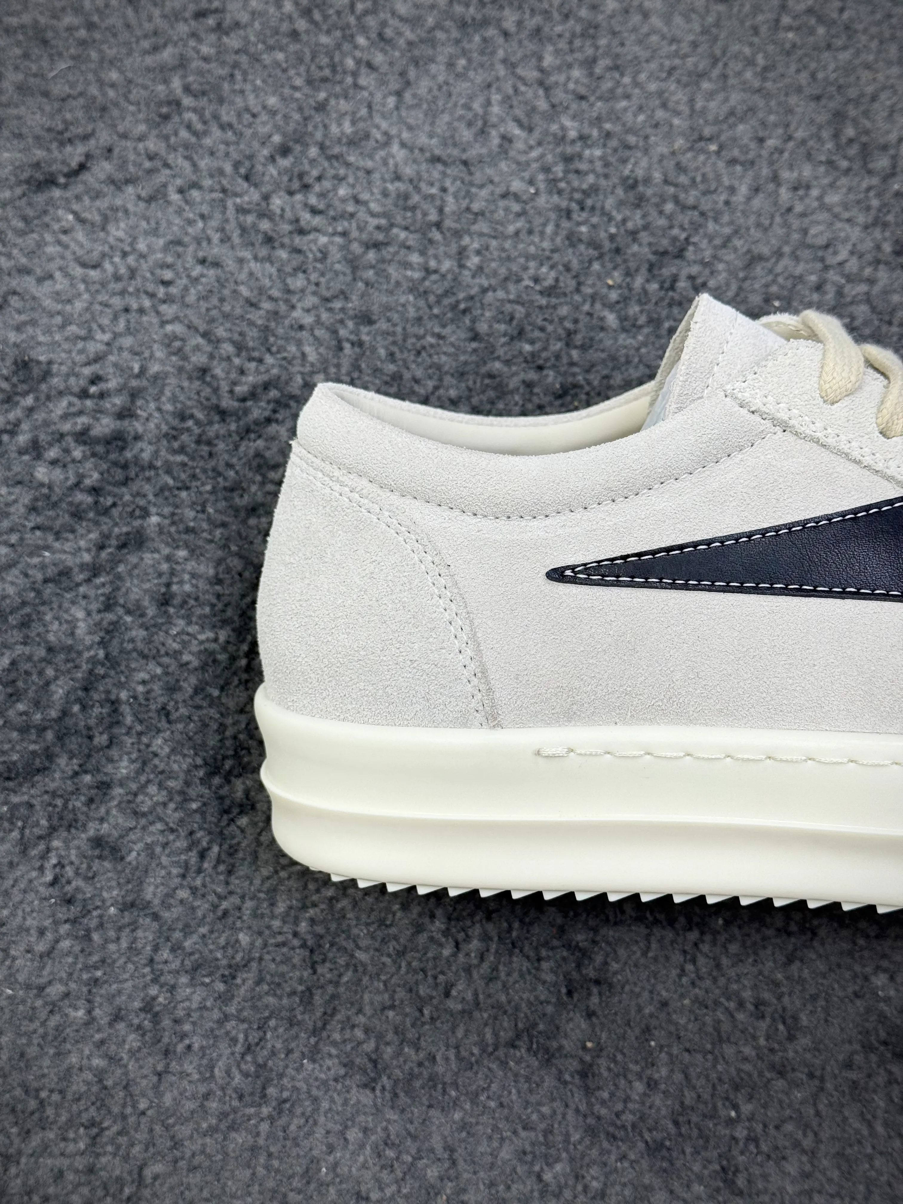 Back Toe Detail