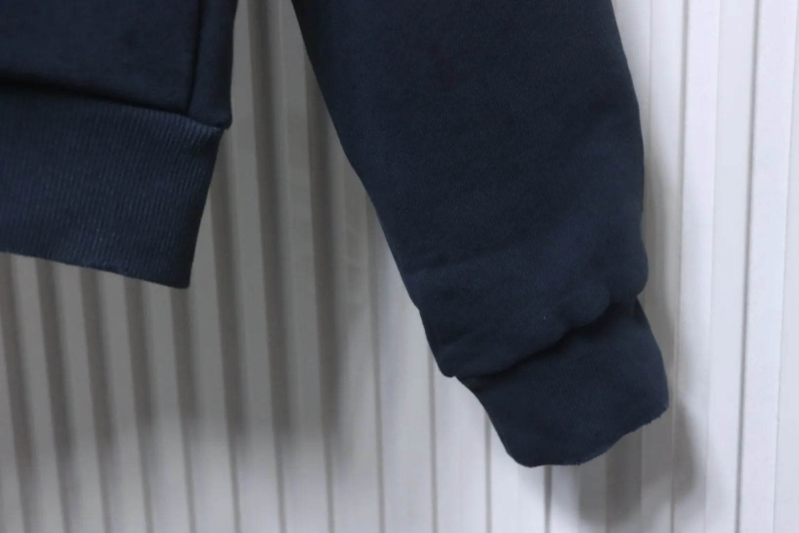 Long Sleeve Detail