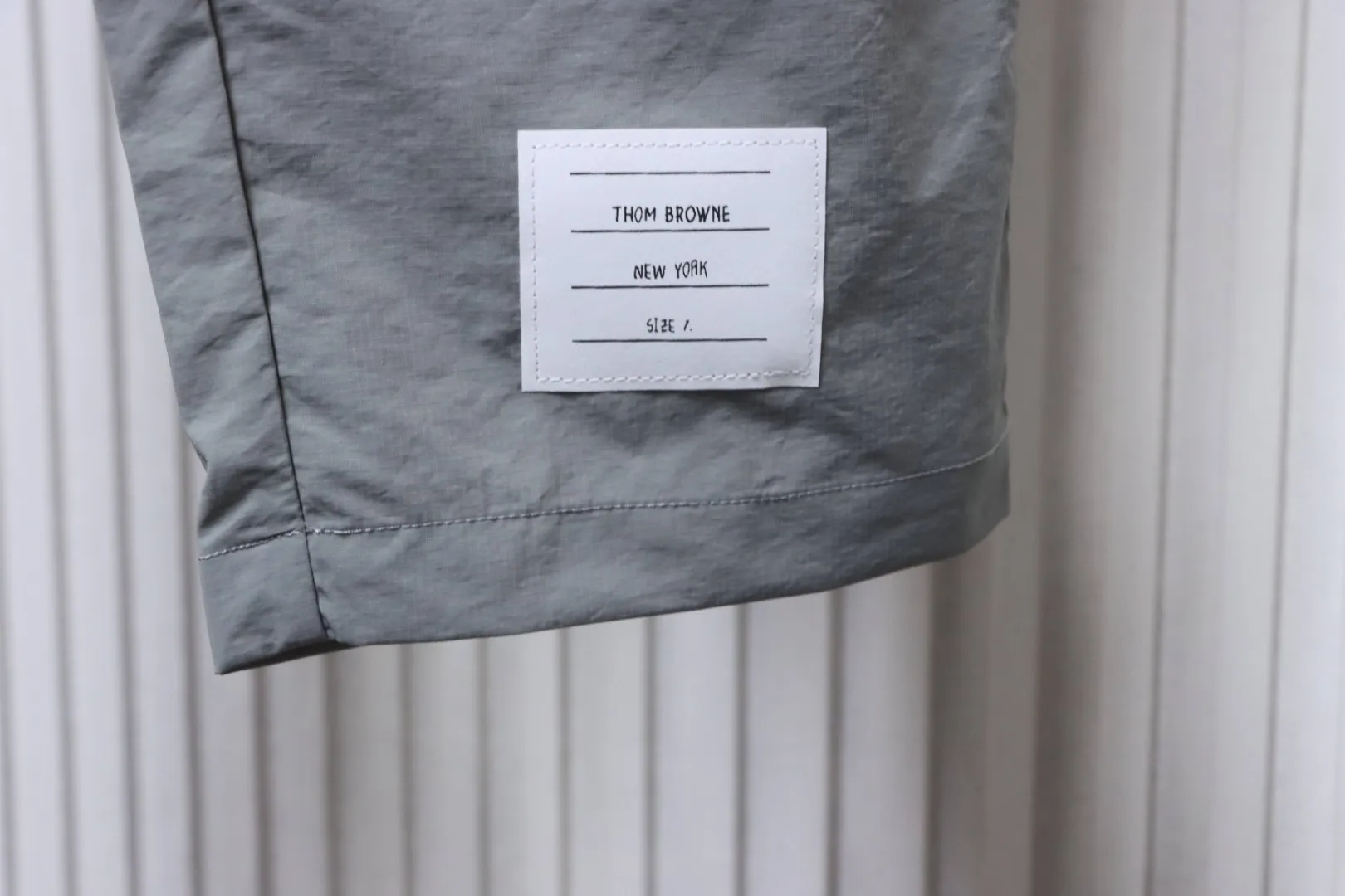 Bottom Hem Detail