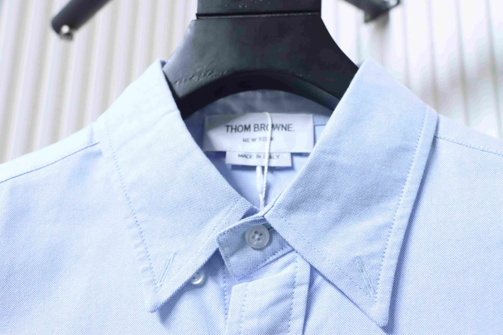 Collar Detail