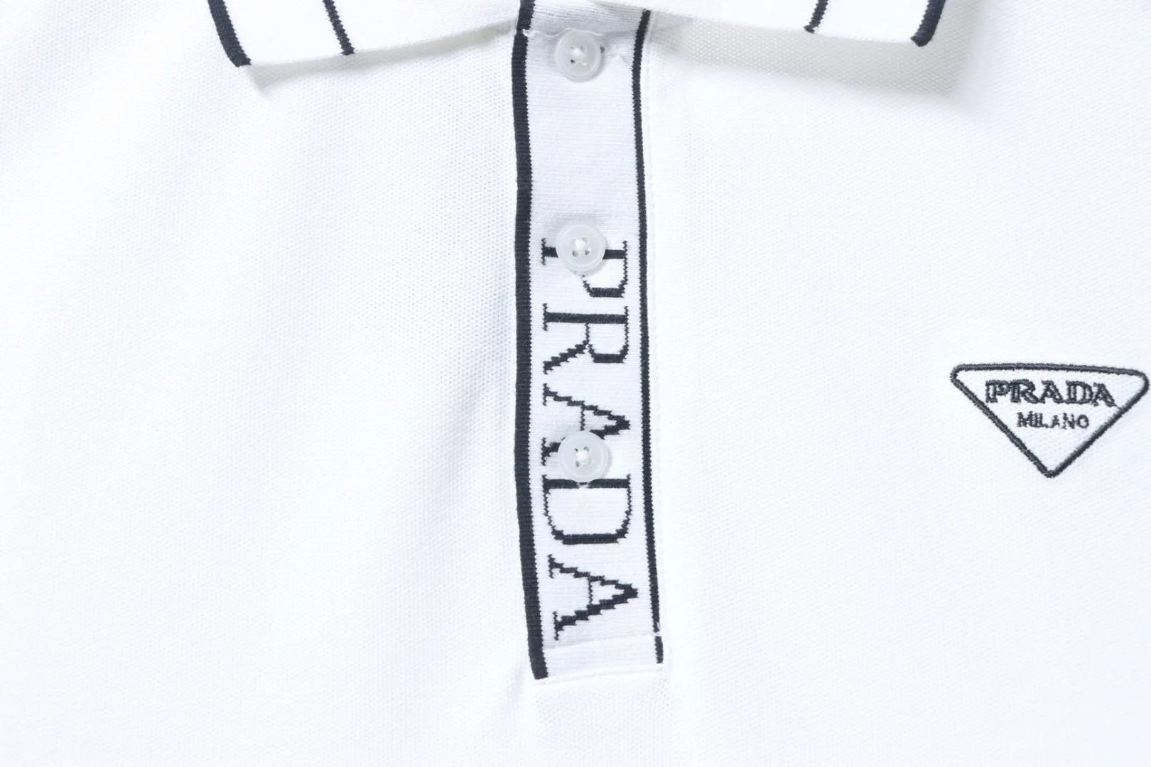 Brand Logo Detail