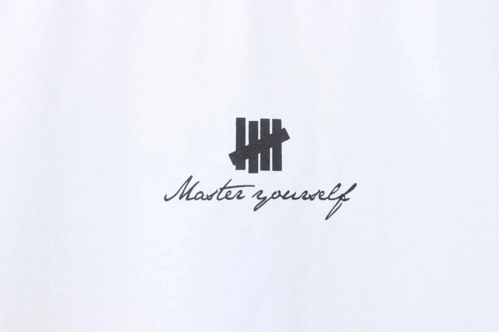 Logo Detail