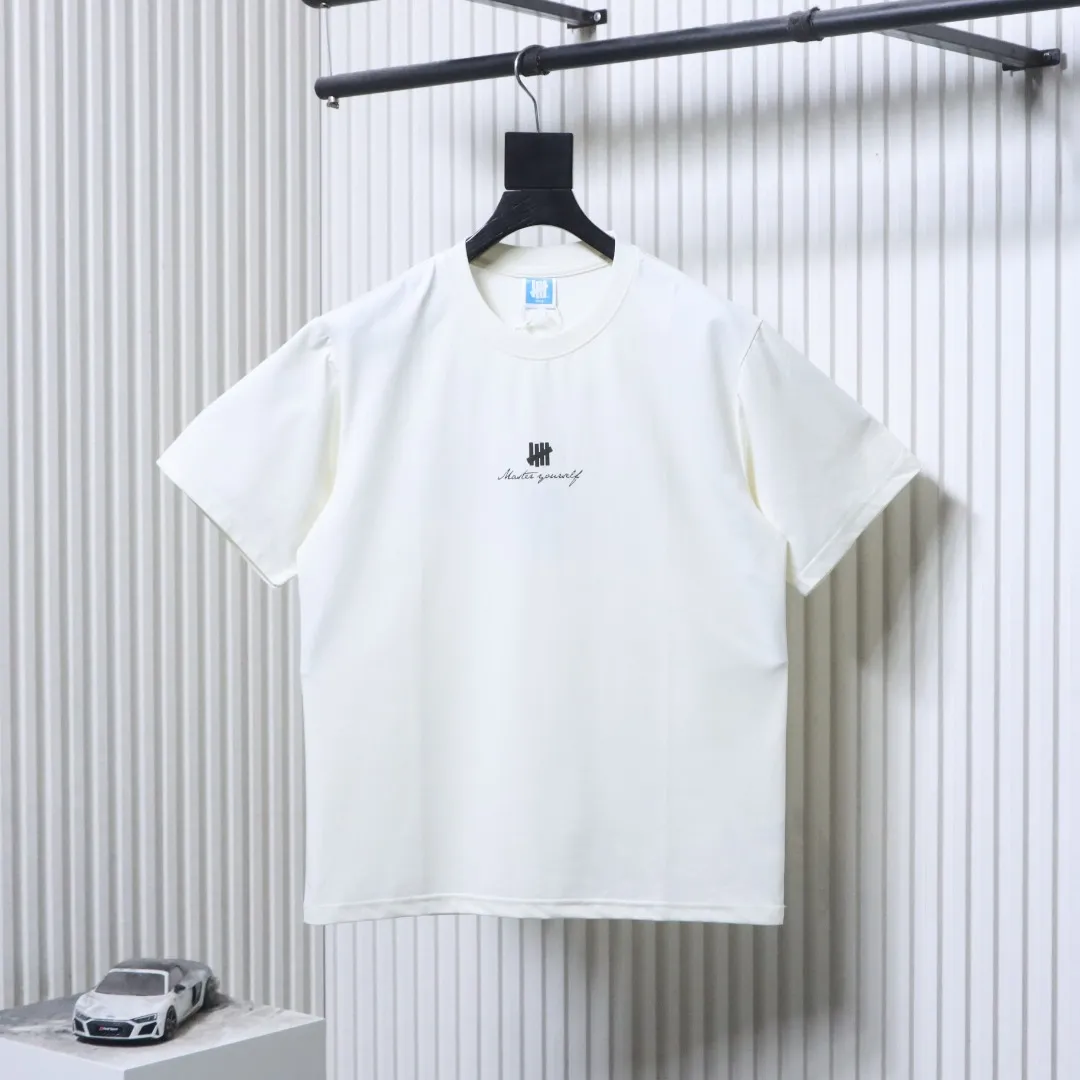 UD SS26 Five-Strike Three-Fist Graphic Cotton T-Shirt