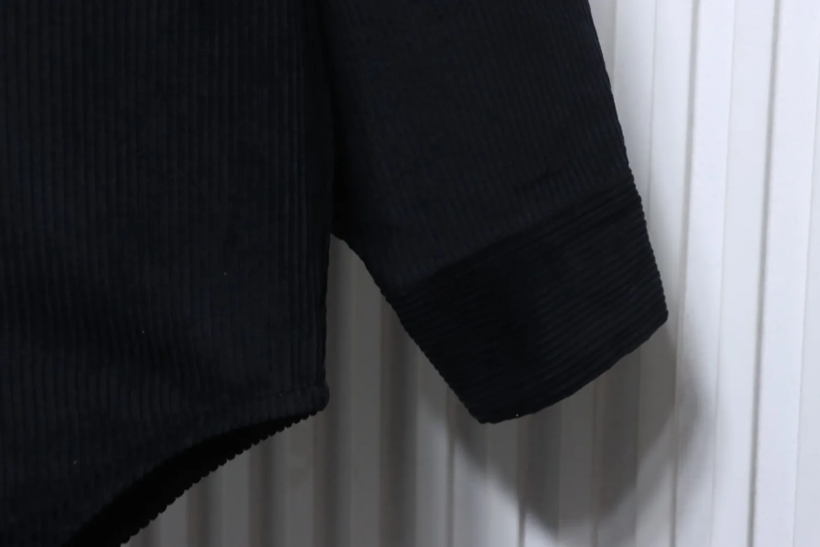 Long Sleeve Detail