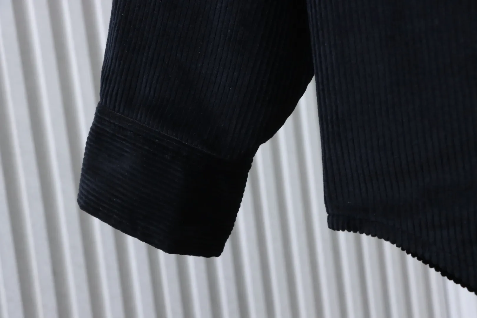 Long Sleeve Detail