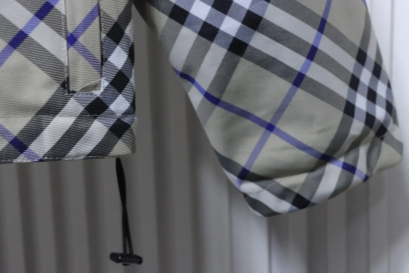 Long Sleeve Detail