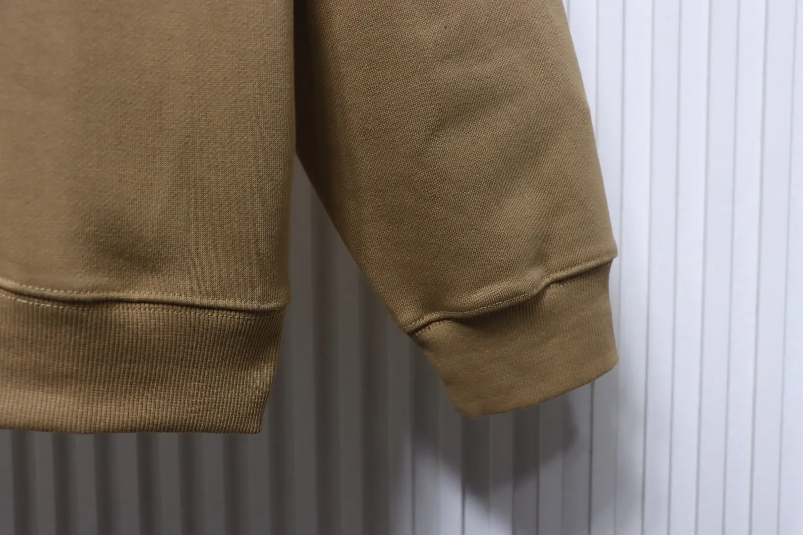 Long Sleeve Details