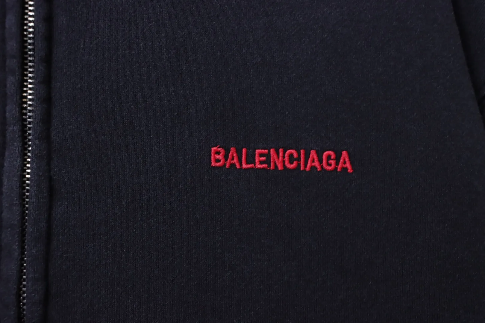 Logo Embroided Detail