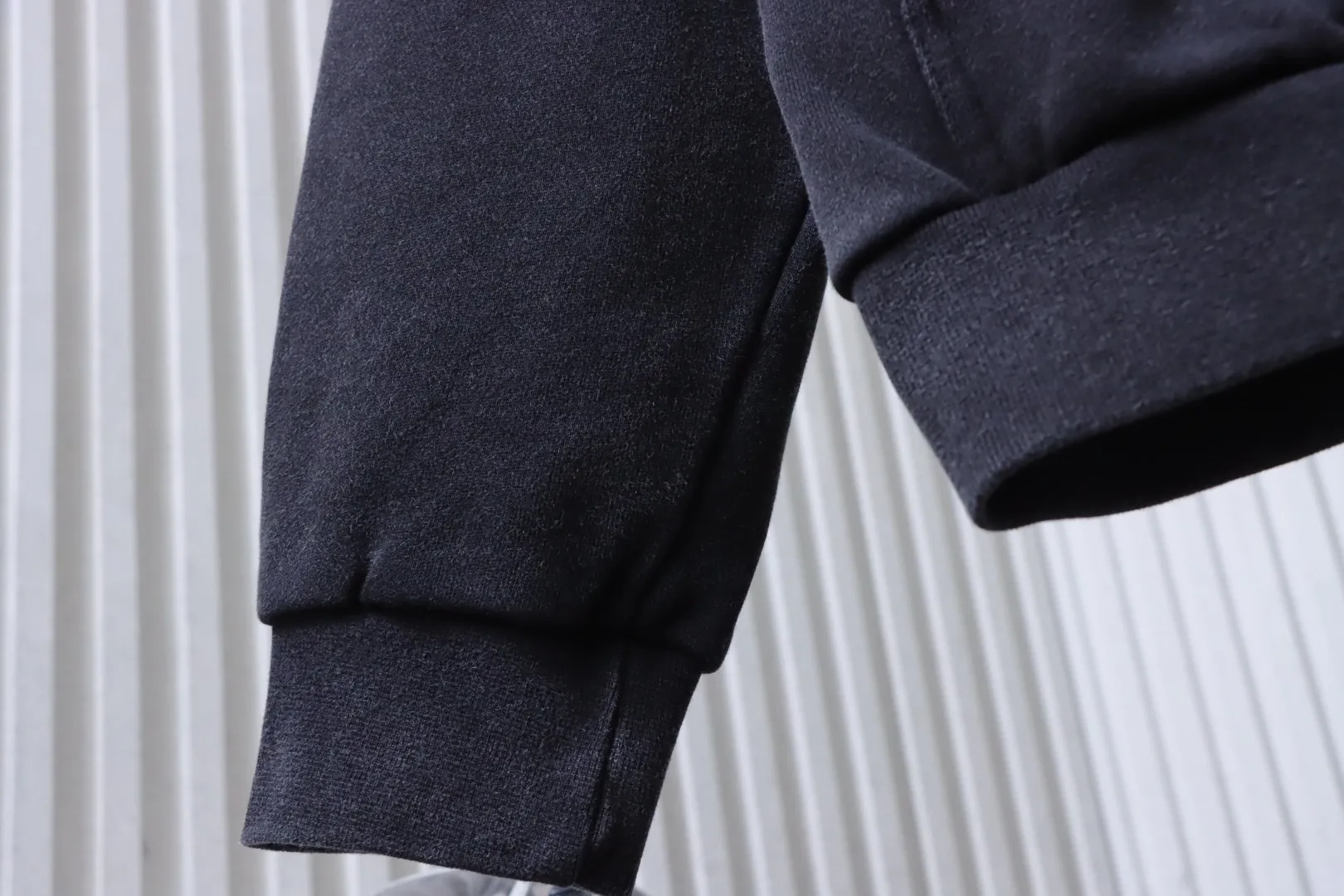 Long Sleeve Detail