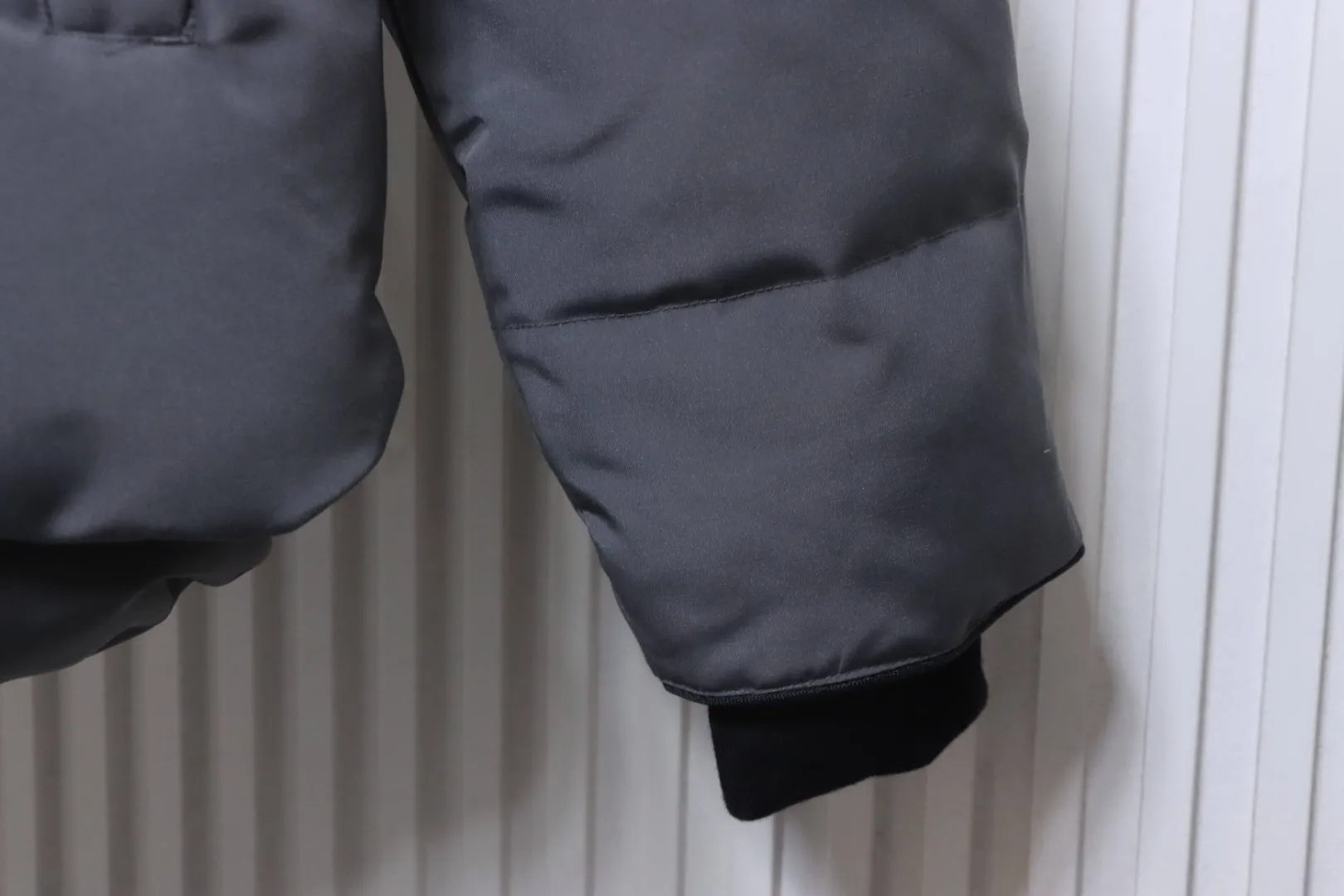 Long Sleeve Detail